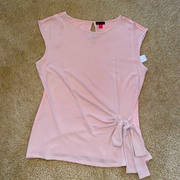 Vince Camuto Tops - 🌸♦️NWT Vince Camuto Blush Pink Mixed Media Top🌸